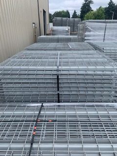 Heavy duty wire decking